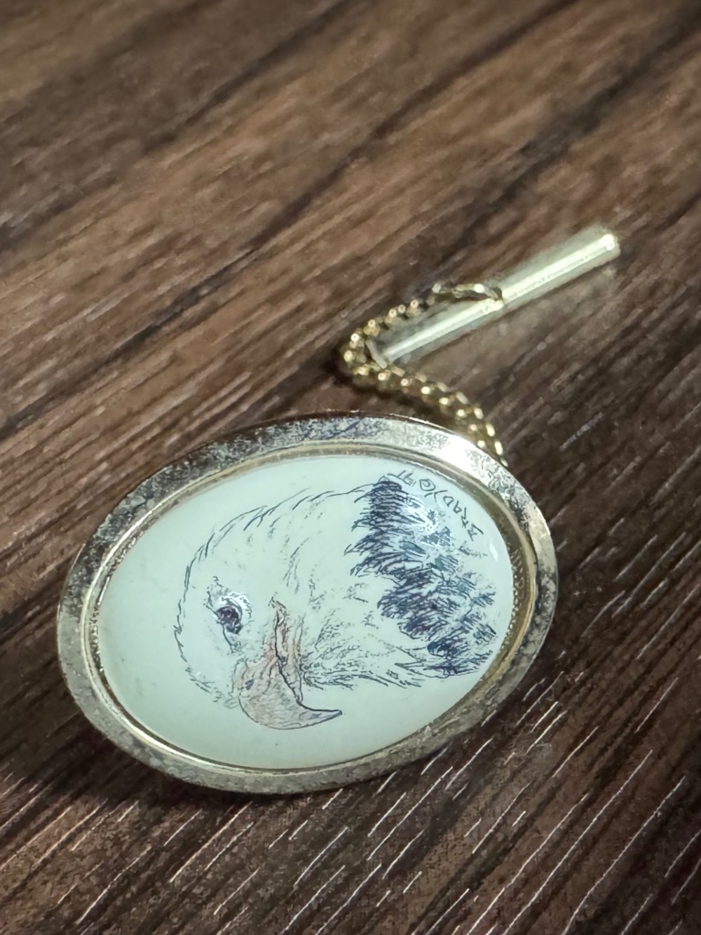 Gold Tone Oval Bird Illustration Tie Tack for Men